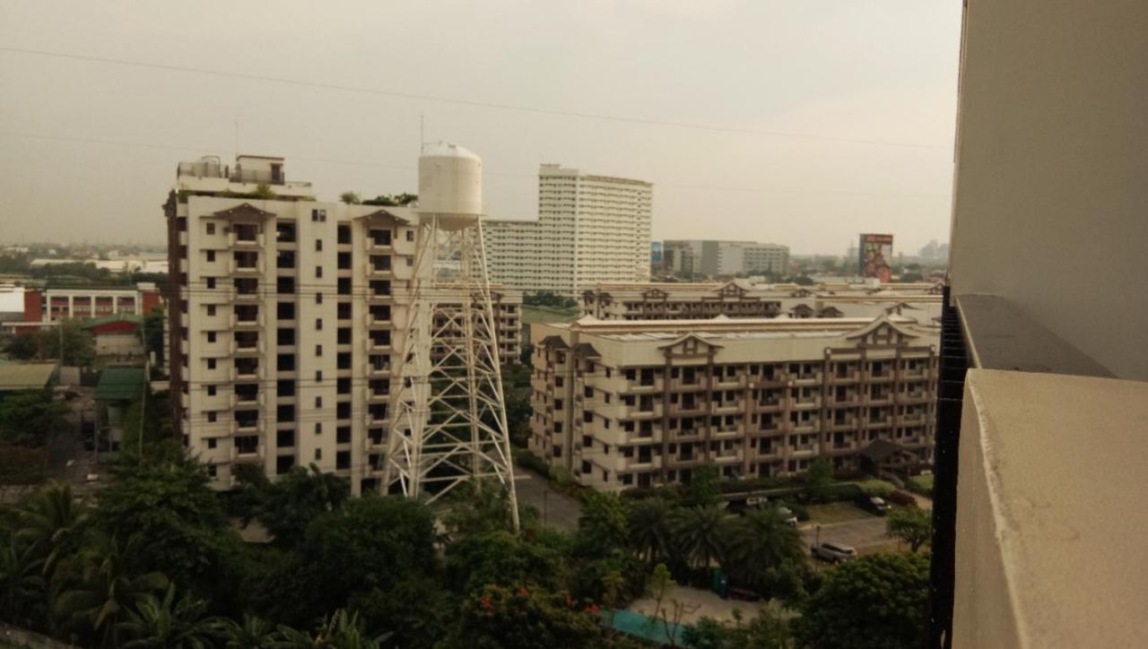 Alabang Condominium Manila Exterior foto