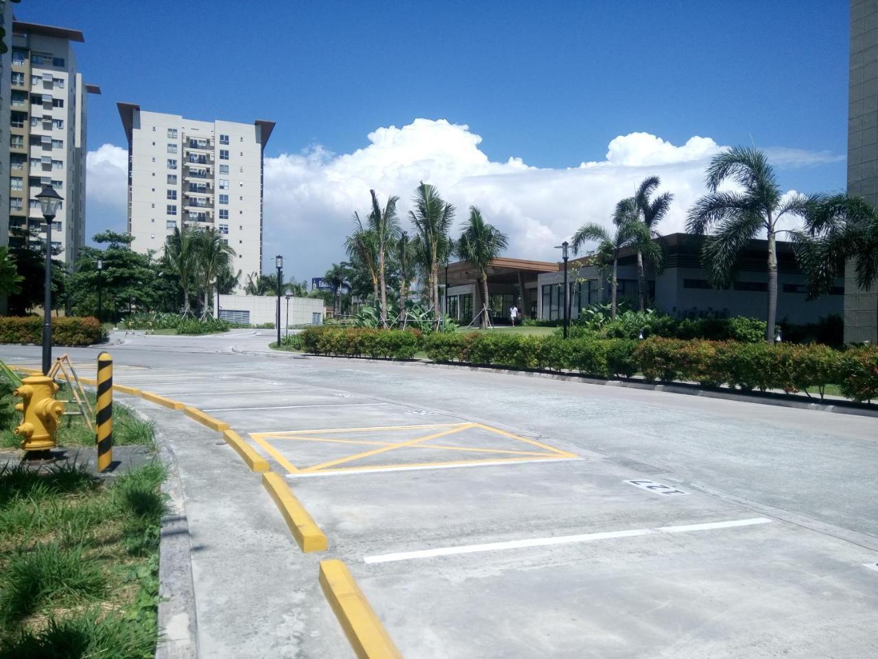 Alabang Condominium Manila Exterior foto